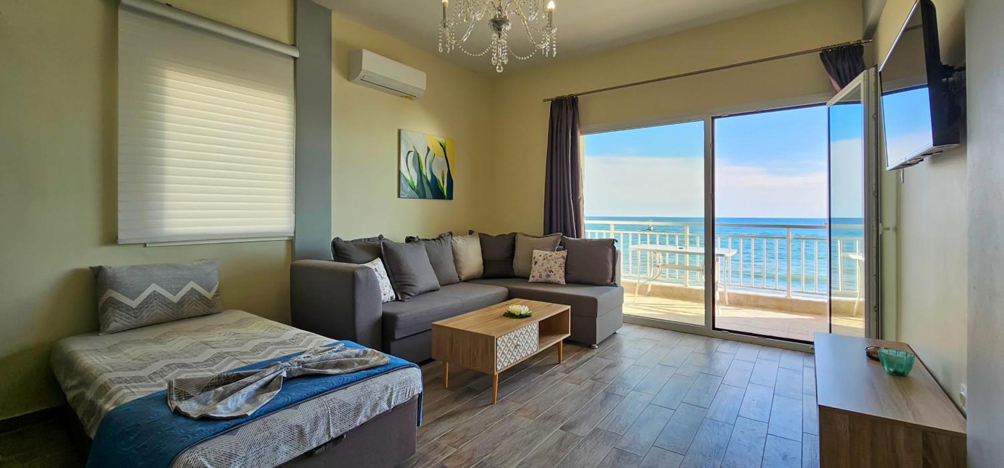 Hara Apartment In Front Of The Beach Paralía Eksteriør bilde